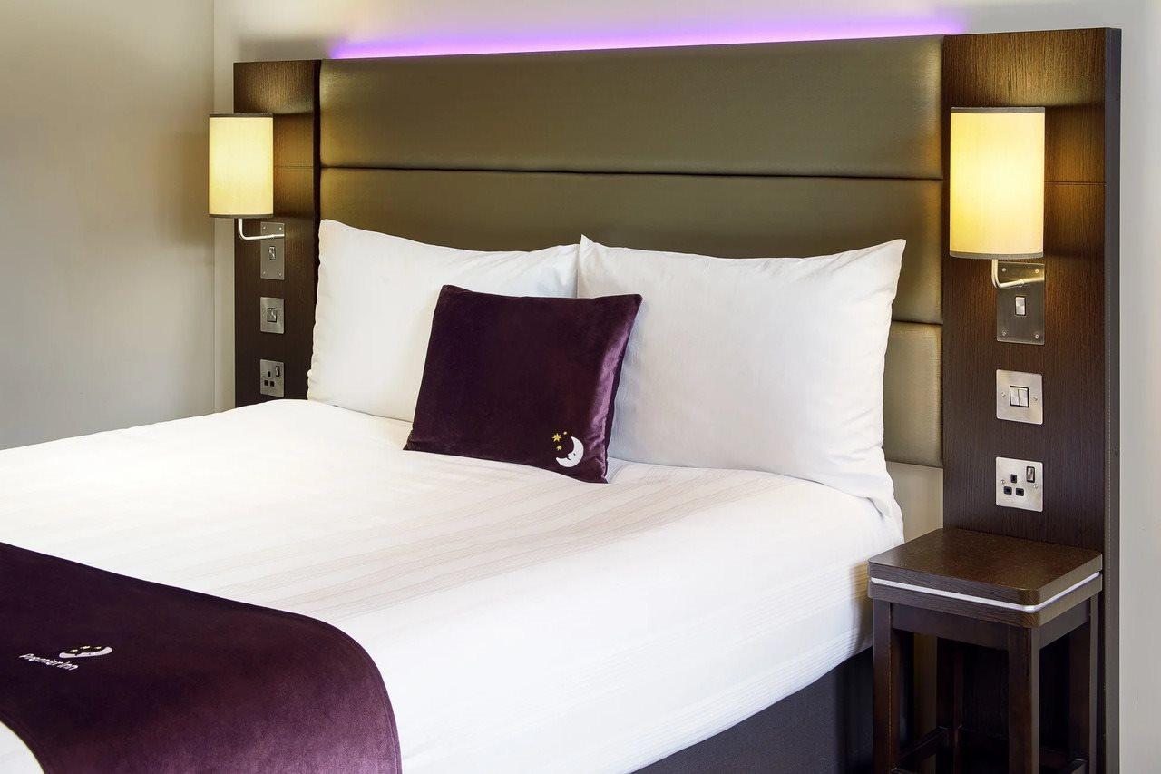 Premier Inn Epsom South 외부 사진