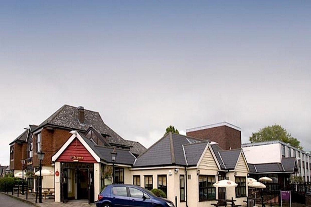 Premier Inn Epsom South 외부 사진