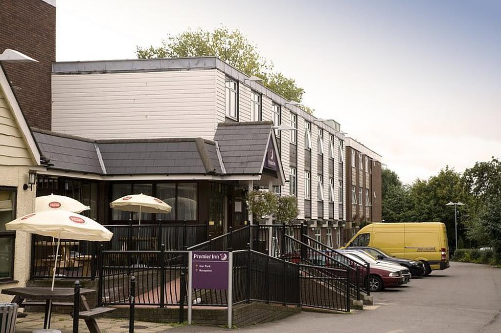 Premier Inn Epsom South 외부 사진